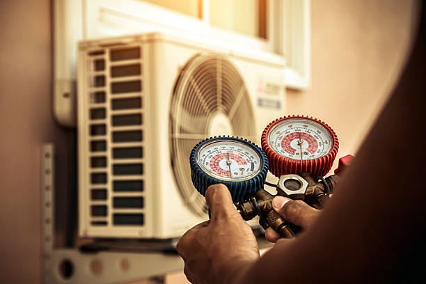 Professional Air Conditioning Service technician working in Jonesboro, AR